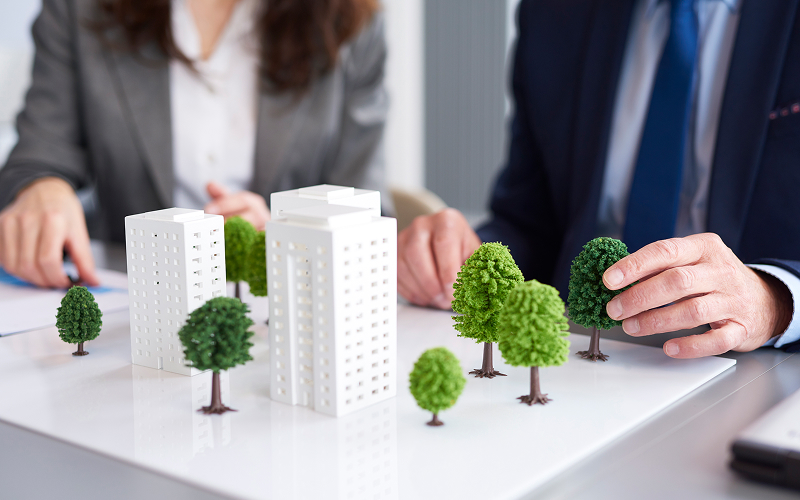 Developing estate architectural models using an integrated management approach.